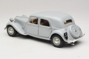 Citroen 15CV Six Šedý Maisto 1:18 31837 Kov – obrázok 7 z 8