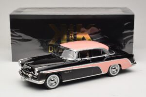 DeSoto Fireflite Sedan Čierny & Ružová KK-Scale 1:18 KKDC181542 Kov – obrázok 6 z 6