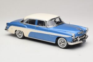 DeSoto Fireflite Sedan Modrá Metalíza & Krémová KK-Scale 1:18 KKDC181544 Kov – obrázok 4 z 6