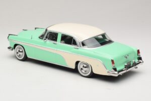 DeSoto Fireflite Sedan Svetlozelená & Krémová KK-Scale 1:18 KKDC181543 Kov – obrázok 5 z 6