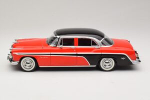 DeSoto Fireflite Sedan Červený & Čierny KK-Scale 1:18 KKDC181541 Kov – obrázok 3 z 6