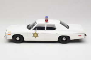 Dodge Monaco Hazzard County Polícia KK-Scale 1:18 KKDC181152 Kov – obrázok 3 z 6