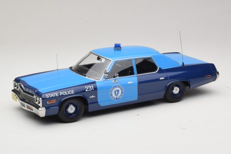 Dodge Monaco Massachusetts State Police KK-Scale 1:18 KKDC181154 Kov