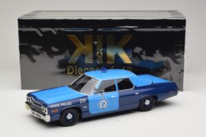 Dodge Monaco Massachusetts State Police KK-Scale 1:18 KKDC181154 Kov – obrázok 6 z 6