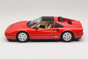 Ferrari 328 GTS Americká Verzia Červený Beverly Hills Cop II S Béžovým Interiérom KK-Scale 1:18 KKDC181701 Kov – obrázok 4 z 7