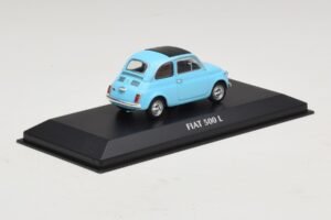 Fiat 500 L Modrý Maxichamps 1:43 940121601 Diecast – obrázok 2 z 5