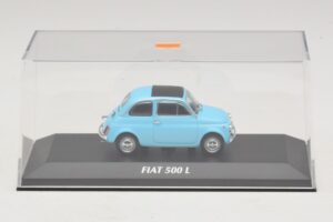 Fiat 500 L Modrý Maxichamps 1:43 940121601 Diecast – obrázok 4 z 5