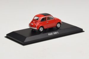 Fiat 500 L Červený Maxichamps 1:43 940121600 Diecast – obrázok 2 z 5