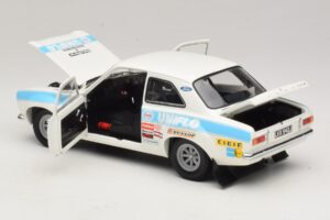 Ford Escort Mk1 RS1600 #4 R. Clark / T. Mason Winners RAC Rally 1972 Minichamps 1:18 100728104 Kov – obrázok 5 z 8