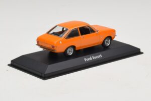 Ford Escort Mk2 Oranžový Maxichamps 1:43 940084101 Diecast – obrázok 2 z 5