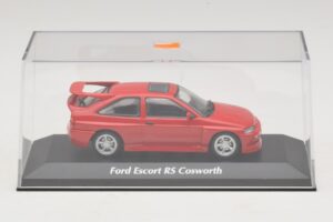Ford Escort RS Cosworth Červený Maxichamps 1:43 940082100 Kov – obrázok 4 z 5