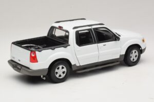 Ford Explorer Sport Trac Biela Maisto 1:18 36891 Kov – obrázok 3 z 8