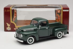 Ford F-1 Zelená Road Legends 1:18 92218 Kov – obrázok 8 z 8