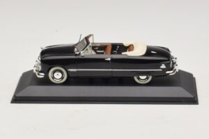 Ford FL Kabriolet Čierny Minichamps 1:43 400082231 Kov