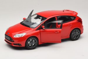 Ford Focus ST Mk2 Červená Minichamps 1:18 110082002 Kov – obrázok 2 z 8