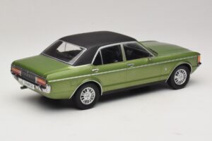 Ford Granada Mk1 Zelená Metalíza & Čierna MCG 1:18 MCG18569 Kov – obrázok 2 z 6