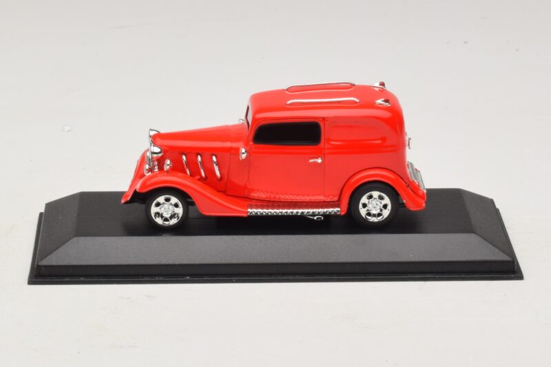 Ford Hot Rod Červený Minichamps 1:43 400142264 Kov