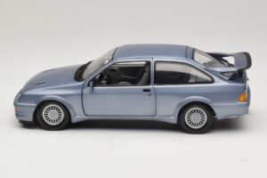 Ford Sierra RS Cosworth Modrá Minichamps 1:18 150084072 Kov – obrázok 4 z 8