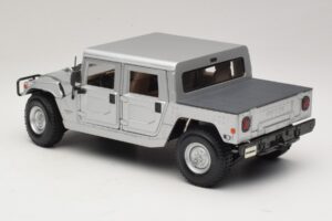 Hummer H1 Hardtop Strieborná Maisto 1:18 36857 Kov – obrázok 7 z 8