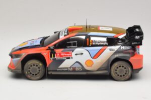 Hyundai i20 N Rally1 #1 T. Neuville / M. Wydaeghe Rally Portugal 2025 IXO 1:18 18RMC251B Kov – obrázok 3 z 6