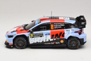 Hyundai i20 N Rally1 #16 A. Fourmaux / A. Coria Rally Monte Carlo 2026 IXO 1:18 18RMC270A Kov – obrázok 3 z 6