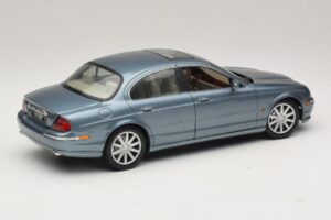 Jaguar S-Type X200 Modrý Maisto 1:18 31865 Kov – obrázok 3 z 8