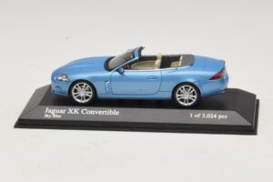 Jaguar XK X150 Kabriolet Svetlo Modrá Metalíza Minichamps 1:43 400130530 Kov