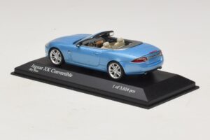 Jaguar XK X150 Kabriolet Svetlo Modrá Metalíza Minichamps 1:43 400130530 Kov – obrázok 3 z 5