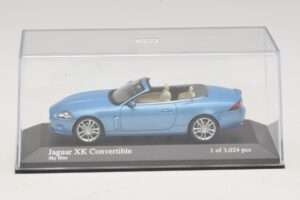 Jaguar XK X150 Kabriolet Svetlo Modrá Metalíza Minichamps 1:43 400130530 Kov – obrázok 4 z 5