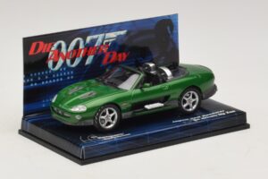 Jaguar XKR X100 Roadster Die Another Day Minichamps 1:43 045149 Kov – obrázok 2 z 5