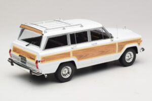 Jeep Grand Wagoneer Biely KK-Scale 1:18 KKDC181111 Kov – obrázok 2 z 6