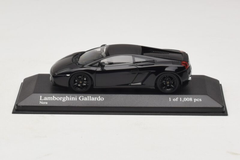 Lamborghini Gallardo Čierny Minichamps 1:43 400103504 Kov