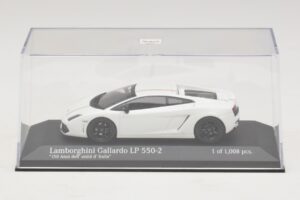 Lamborghini Gallardo LP550-2 Tricolore Biely Minichamps 1:43 400103801 Kov – obrázok 4 z 5