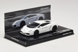 Lamborghini Gallardo LP560-4 Academy Biely Minichamps 1:43 436103801 Kov – obrázok 2 z 5