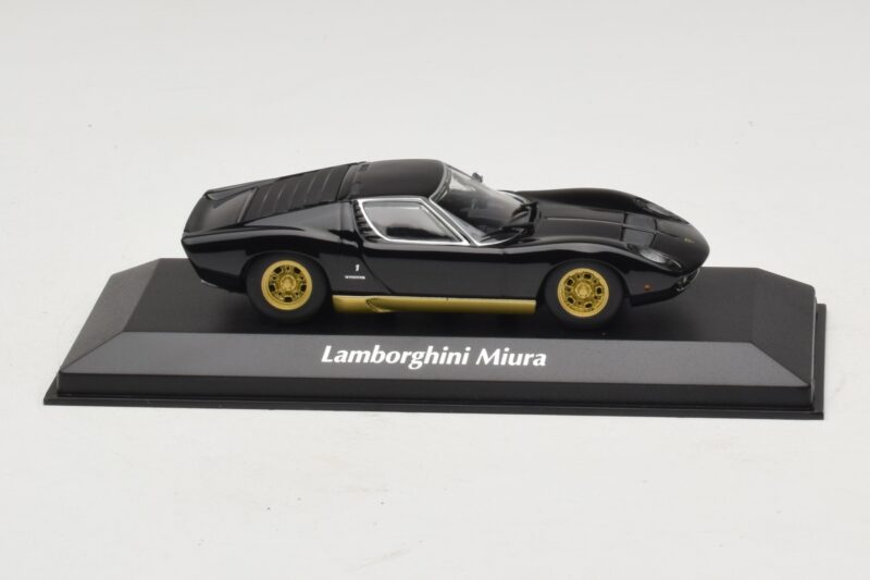 Lamborghini Miura P400 Čierny Maxichamps 1:43 940103000 Kov