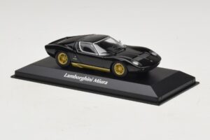Lamborghini Miura P400 Čierny Maxichamps 1:43 940103000 Kov – obrázok 3 z 5