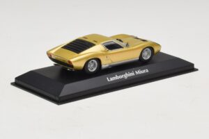 Lamborghini Miura P400 Zlatý Maxichamps 1:43 940103002 Kov – obrázok 2 z 5