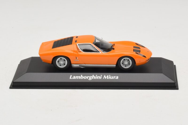 Lamborghini Miura P400 Oranžový Maxichamps 1:43 940103001 Diecast