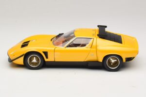 Lamborghini Miura SVR Žltý & Čierny Kyosho 1:18 08319GY Kov – obrázok 4 z 8