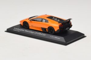 Lamborghini Murcielago LP670-4 SV Oranžová Metalíza Minichamps 1:43 400103942 Kov – obrázok 3 z 5