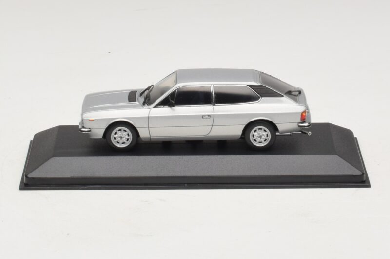 Lancia Beta HPE Strieborný Minichamps 1:43 400125711 Kov