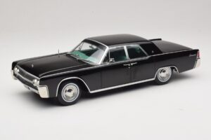 Lincoln Continental Čierny KK-Scale 1:18 KKDC181483 Kov