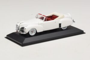 Lincoln Continental Kabriolet Biela Minichamps 1:43 400082501 Kov – obrázok 2 z 5