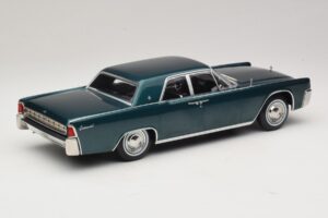 Lincoln Continental Tmavo Zelená Metalíza Matrix Reloaded & Revolutions KK-Scale 1:18 KKDC181481 Kov – obrázok 2 z 6