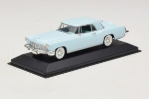 Lincoln Continental Mark II Svetlo Modrá Minichamps 1:43 400082304 Kov – obrázok 2 z 5