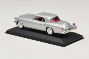 Lincoln Continental Mark II Strieborná Minichamps 1:43 400082301 Kov – obrázok 3 z 4