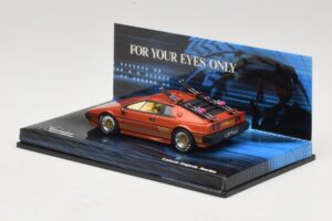 Lotus Esprit Turbo For Your Eyes Only Minichamps 1:43 400135260 Kov – obrázok 4 z 6