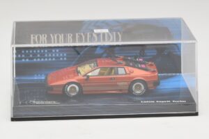 Lotus Esprit Turbo For Your Eyes Only Minichamps 1:43 400135260 Kov – obrázok 5 z 6