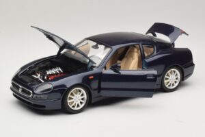 Maserati 3200 GT Modrá Bburago 1:18 3371-P1 Kov – obrázok 2 z 8