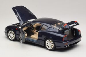 Maserati 3200 GT Modrá Bburago 1:18 3371-P1 Kov – obrázok 5 z 8